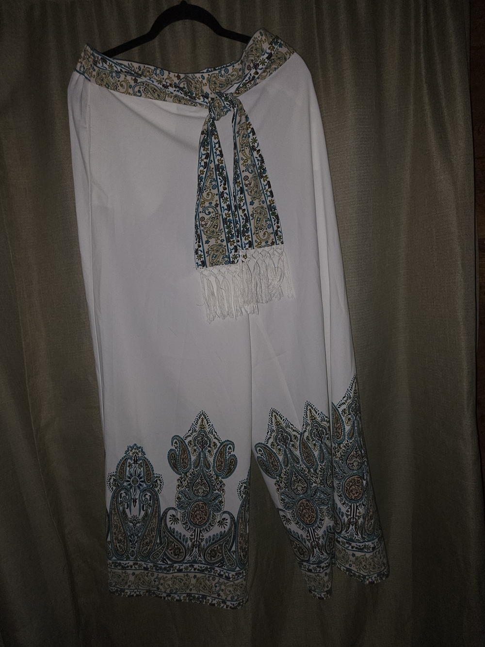 Cato White Wide-Leg Pants with Blue & Tan Paisley Trim